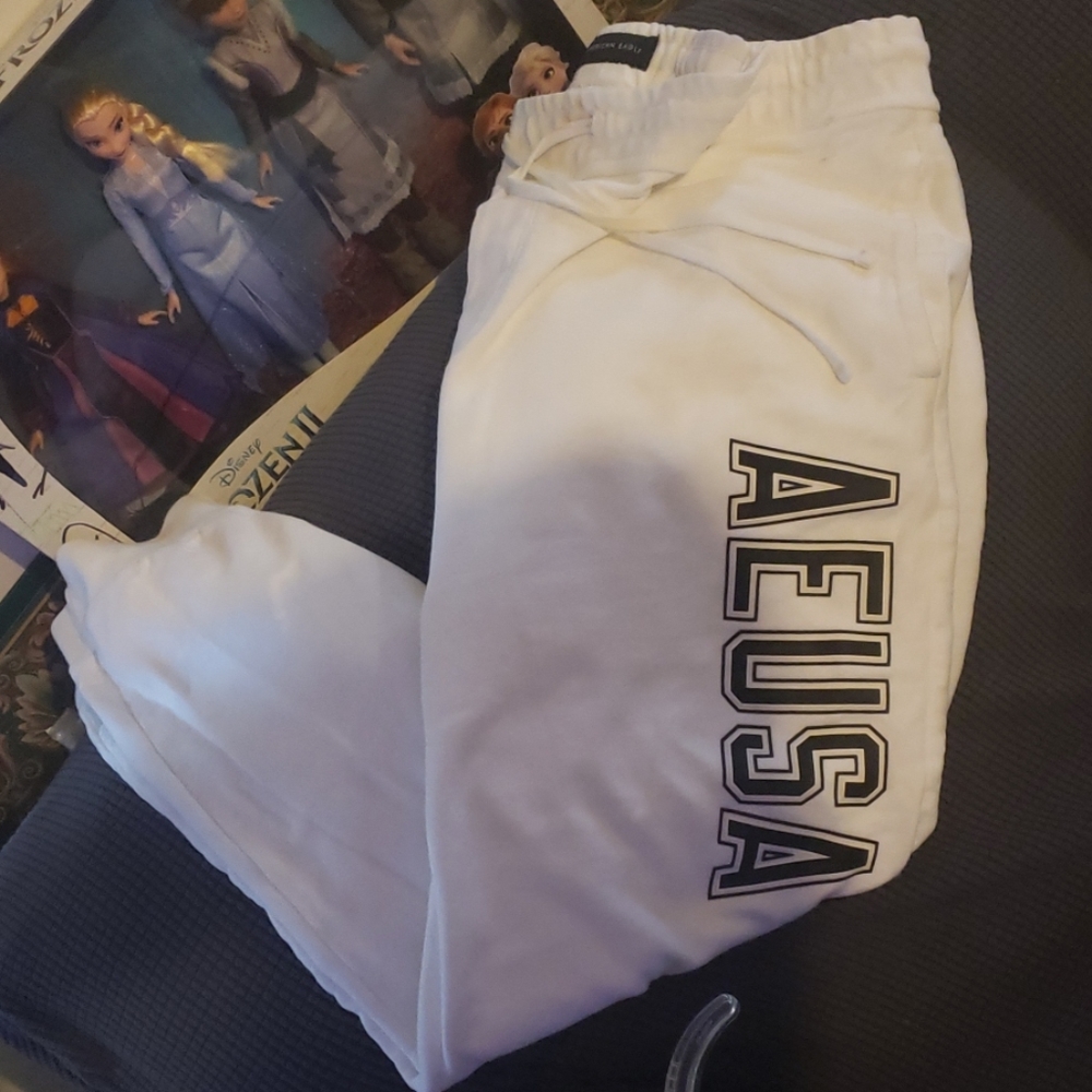 American eagle sweats